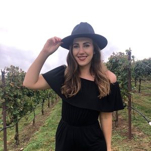 Meet your Posher, Isabella